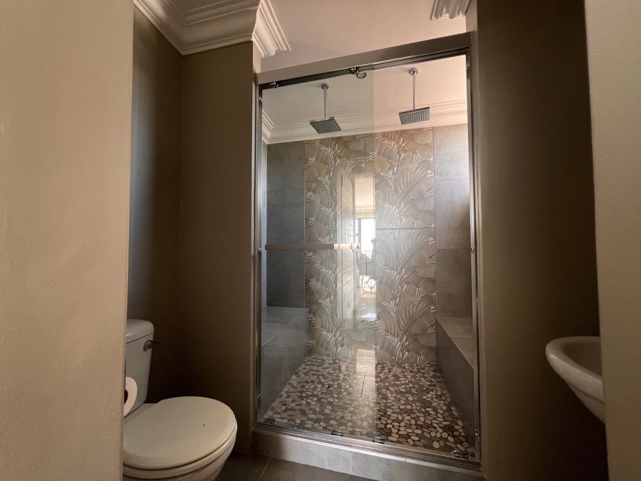 9 Bedroom Property for Sale in Myburgh Park Western Cape